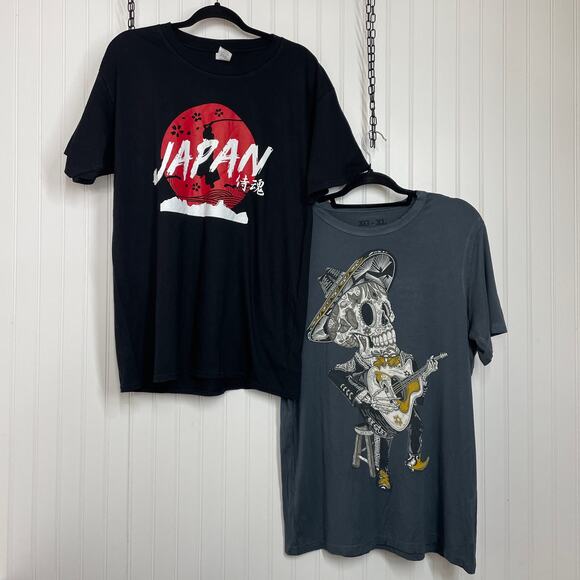 Graphic Tee Mens Short Sleeve Crew Neck T-Shirt Bundle of 2 Size XL - Picture 1 of 11